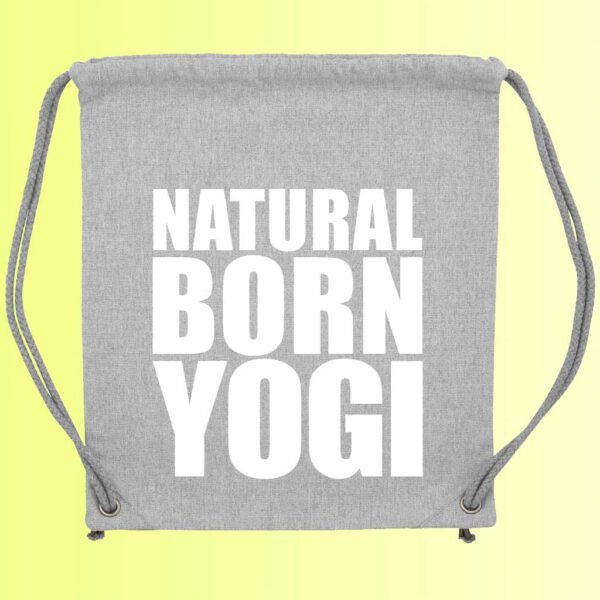 grauer yoga gym bag mit natural born yogi aufdruck
